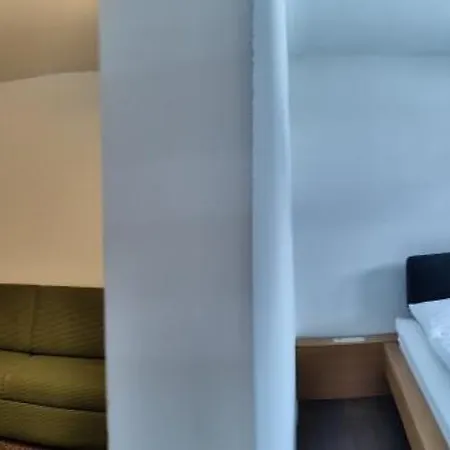 Thurners Dependance * 푸슈안데르글로크네르스트라세